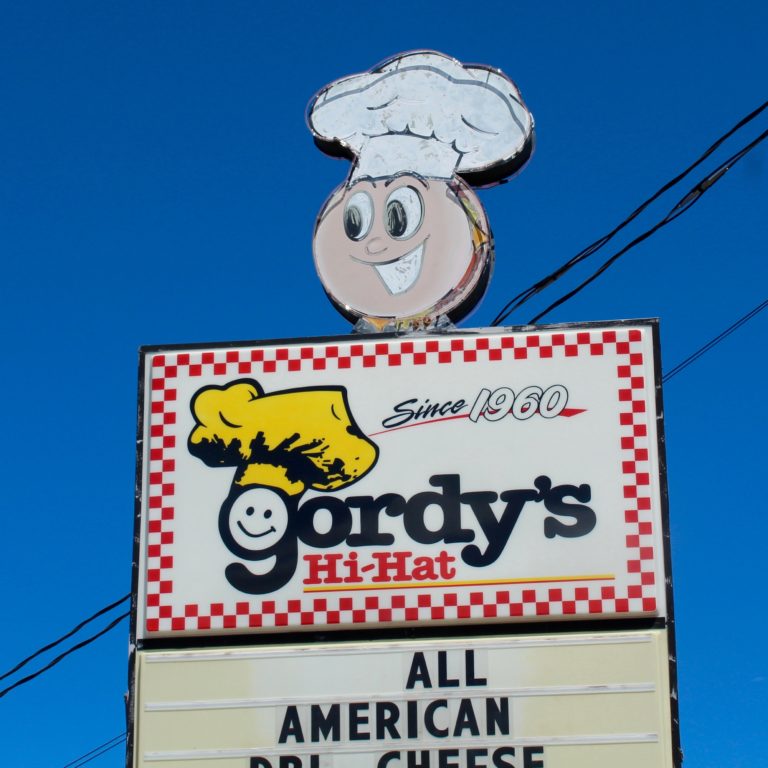 Gordy’s Hi Hat – A Minnesota Tradition
