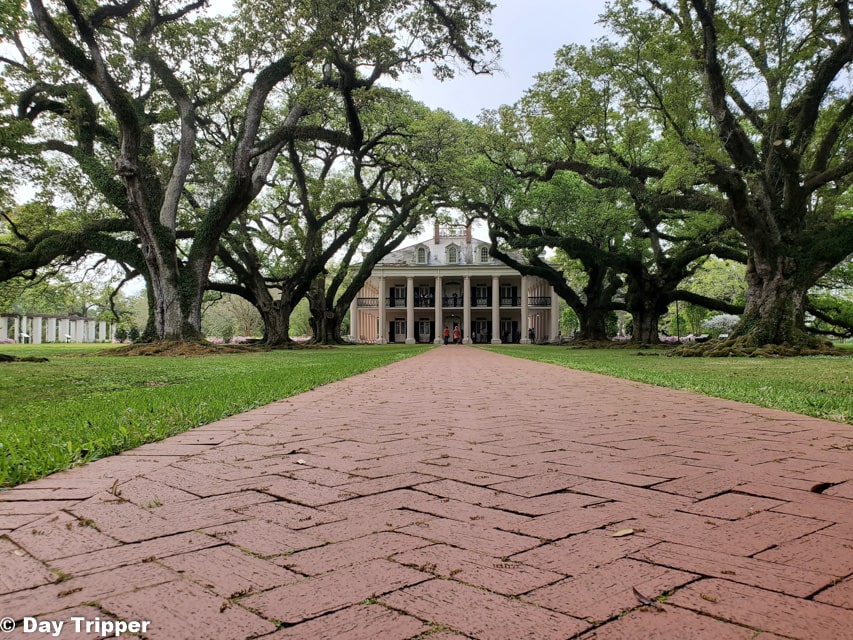 Oak Alley Plantation -Things to do in New Orleans with kids