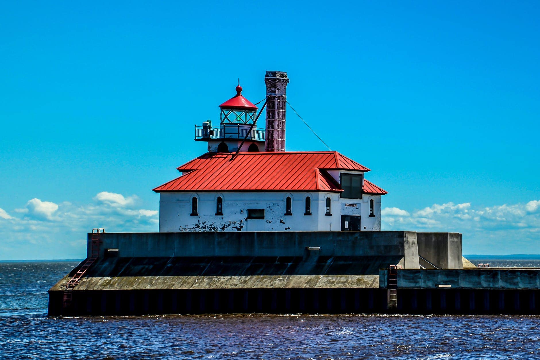 the duluth south breakwater outer light in minnesota