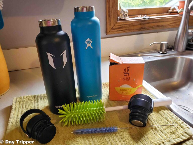 How to easily wash your Hydro Flask and other insulated water bottles?