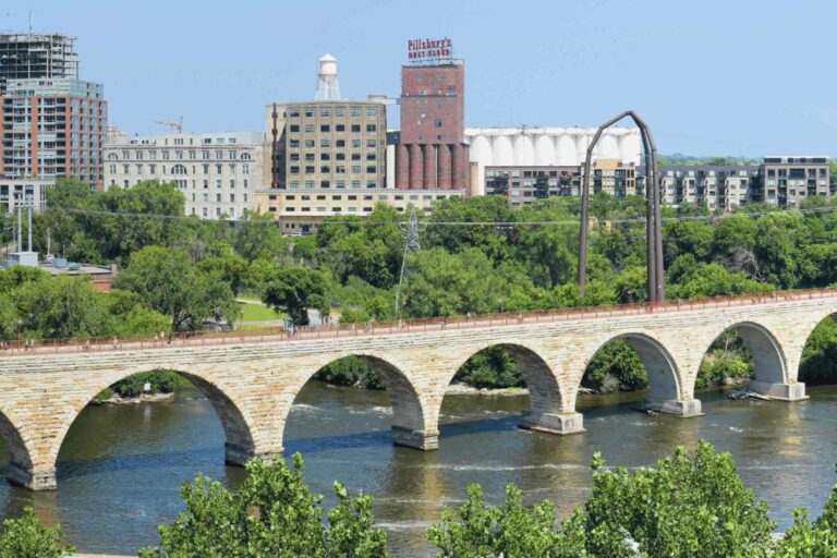 Visting the Stone Arch Bridge in Minnesota in 2023